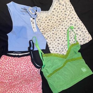 Brandy Melville Garage Tank Top Bundle 🩷💚